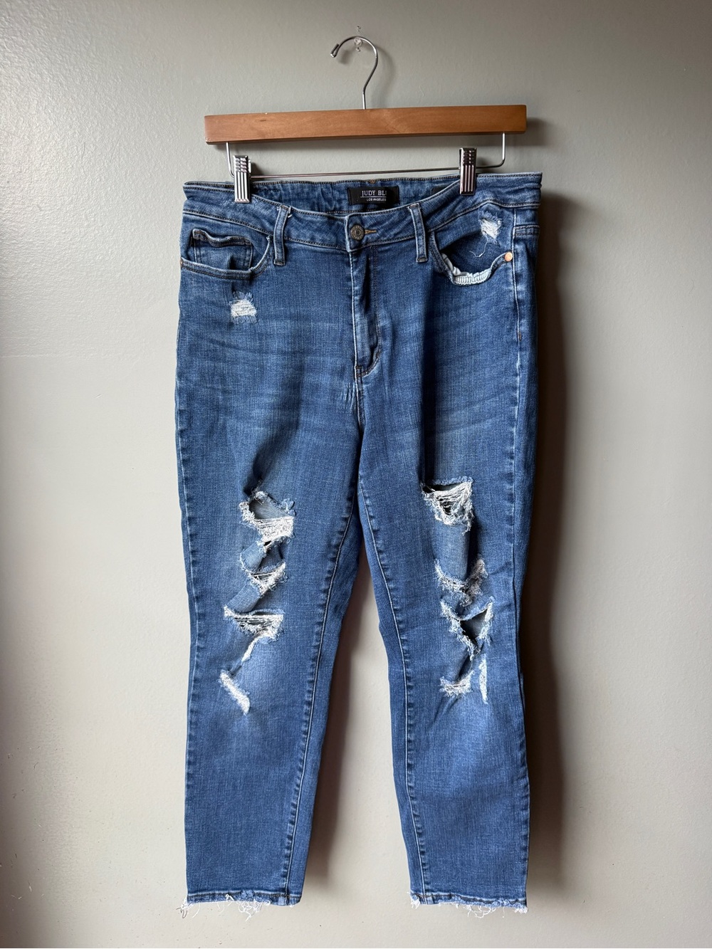 Judy Blue Distressed Raw Hem Skinny Jeans Size 13/31